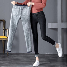 Load image into Gallery viewer, 2019 Winter Jeans Women Gold Fleeces Inside Thickening Denim Pants High Waist Warm Trousers Female jeans woman Pants Plus size